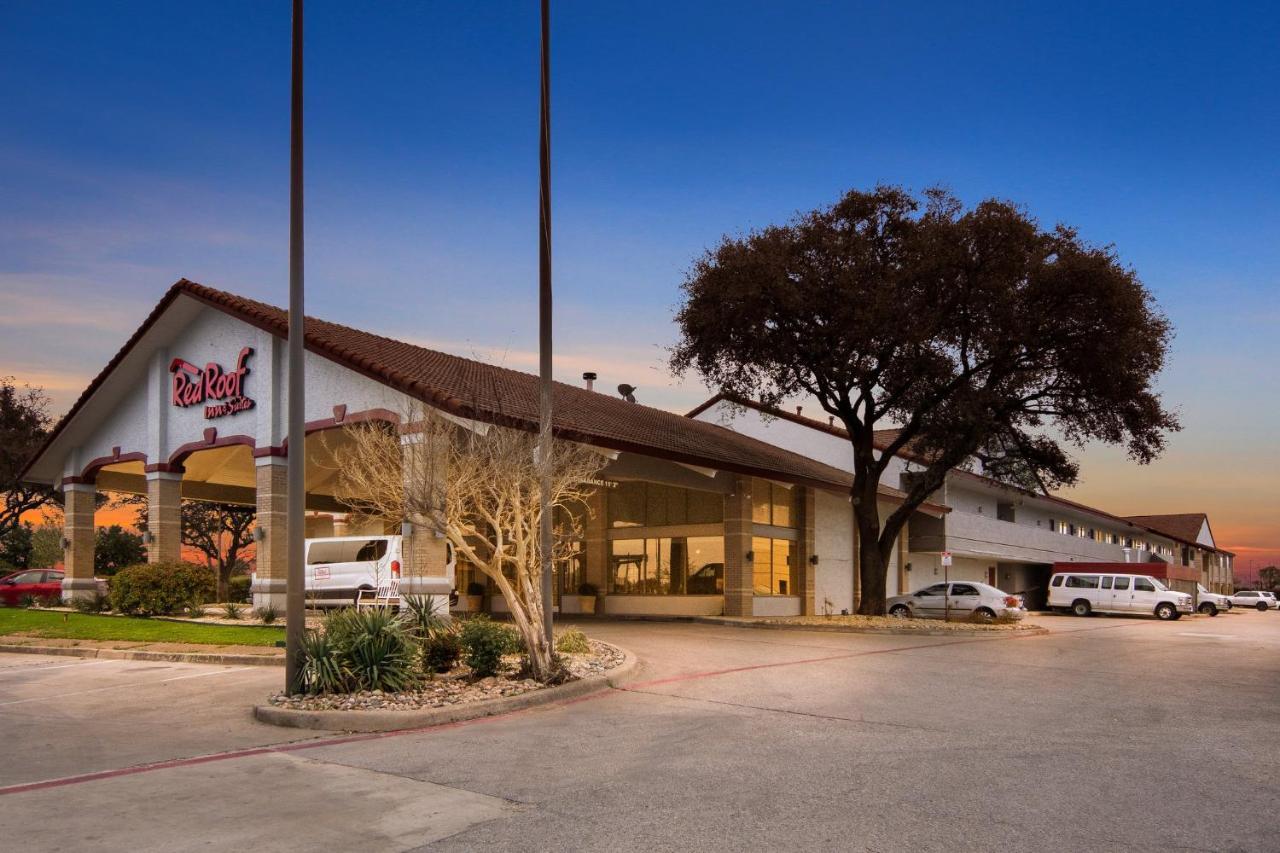 Irving Inn & Suites At Dfw Airport エクステリア 写真