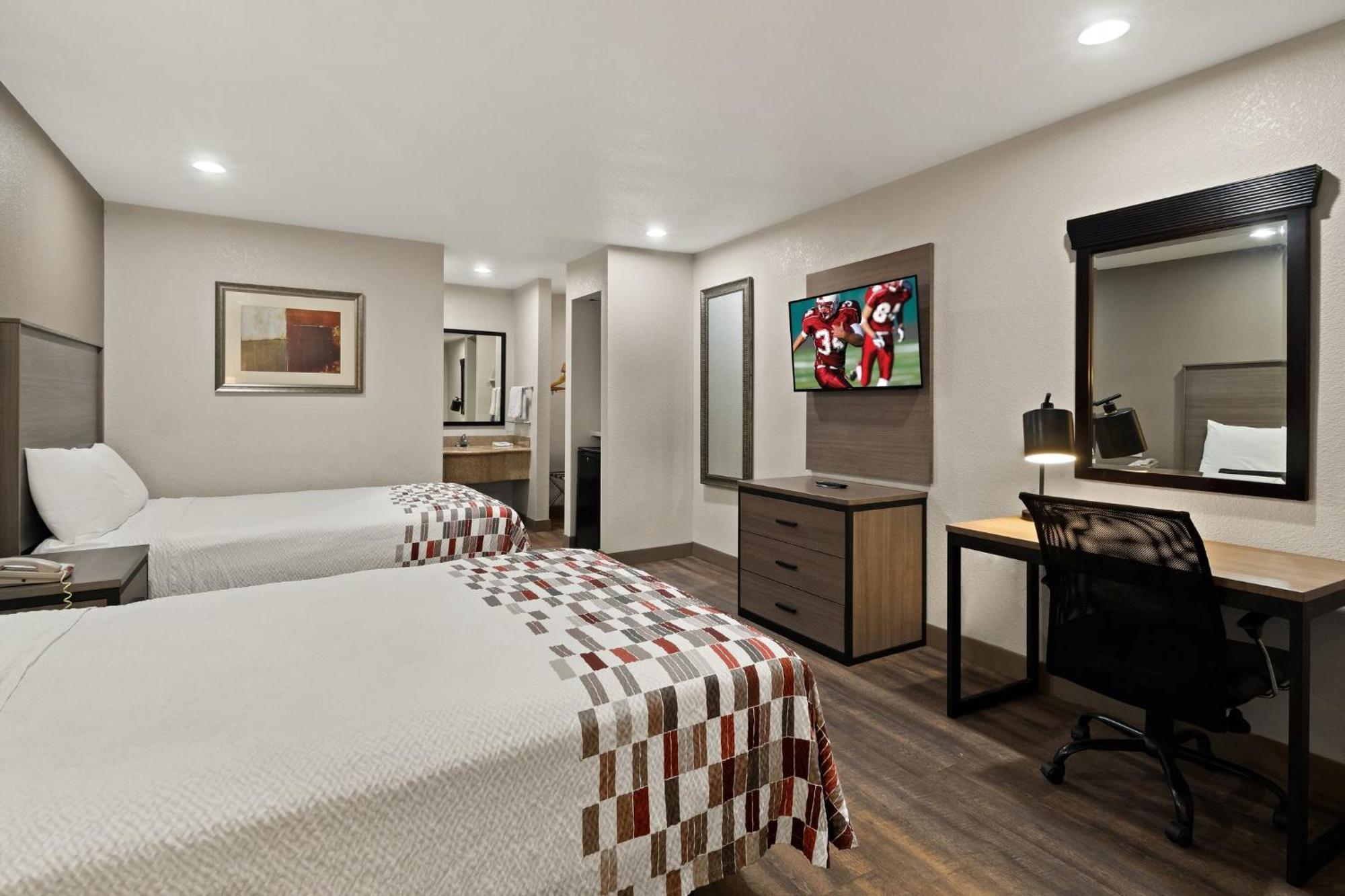 Irving Inn & Suites At Dfw Airport エクステリア 写真