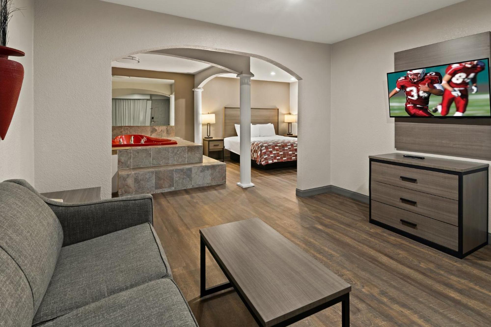 Irving Inn & Suites At Dfw Airport エクステリア 写真
